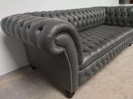 CANAPE CHESTERFIELD CUIR GRIS