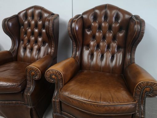 FAUTEUILS CHESTERFIELD CUIR MARRON